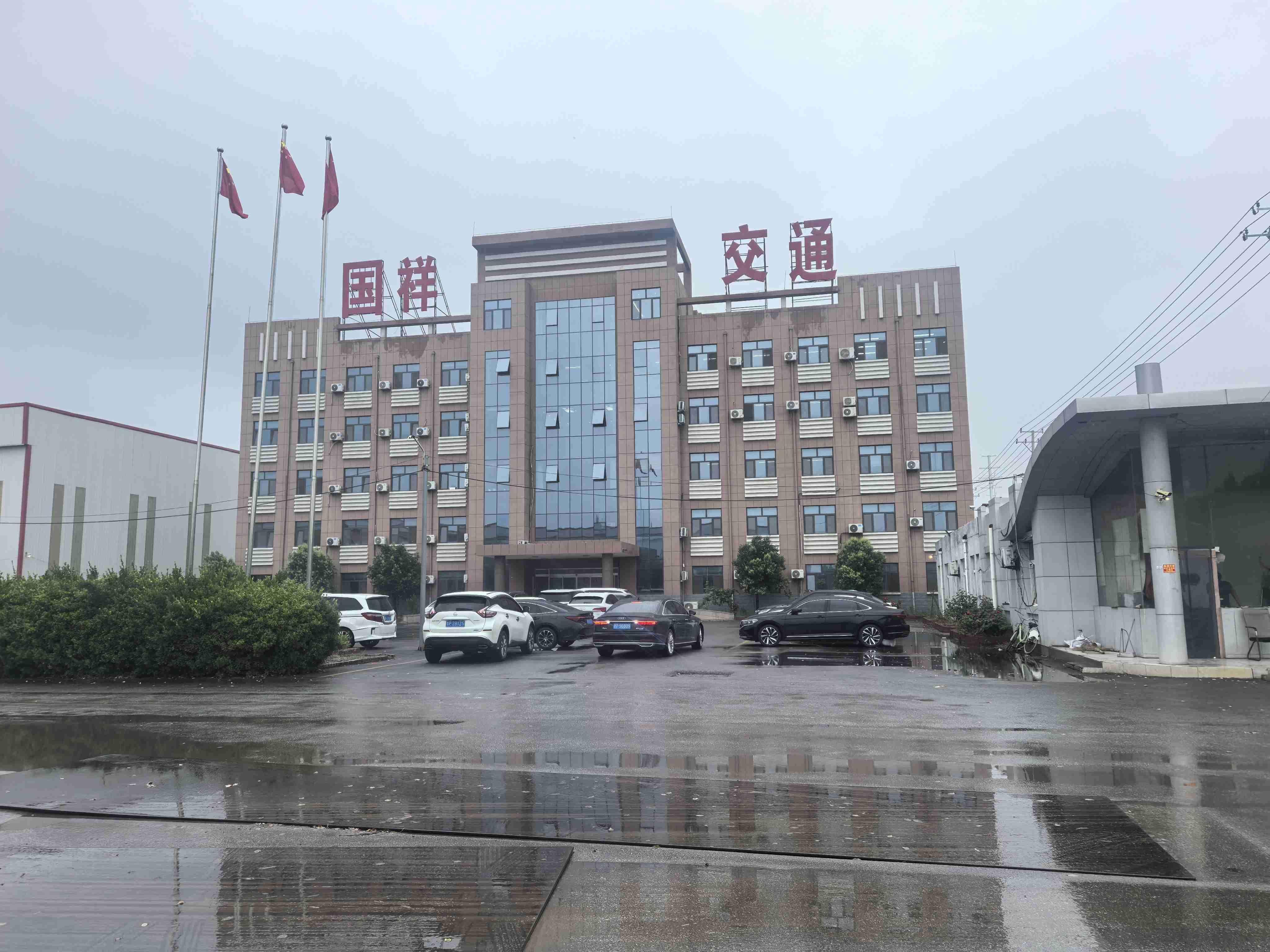 青岛市环氧锌基波形护栏浸塑波形护栏 - 排名